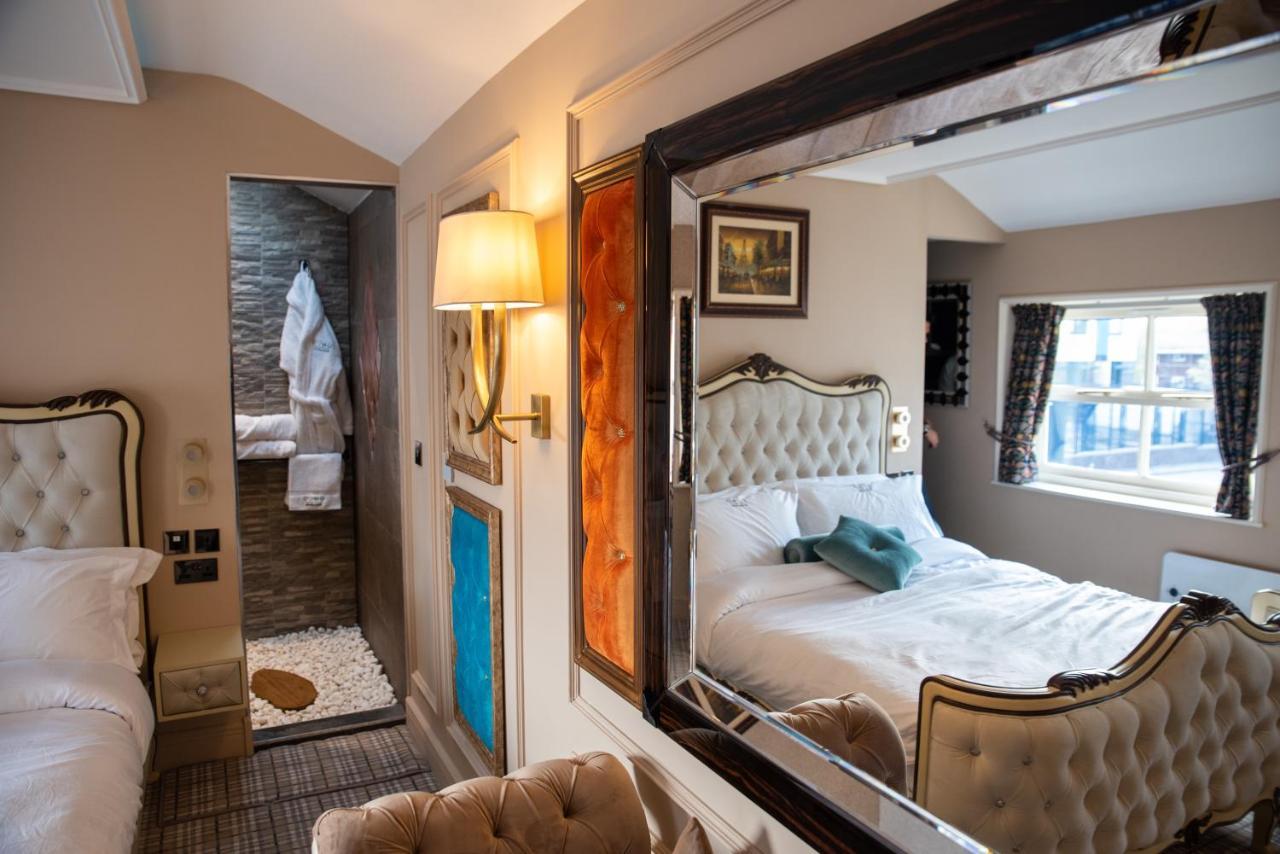 Domo Boutique Hotel Олдбери Экстерьер фото